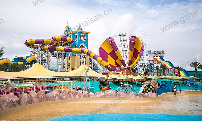 浙江宁波大目湾阿拉的海水上乐园超级龙卷风水滑道 浙江宁波大目湾阿拉的海水上乐园超级龙卷风水滑道