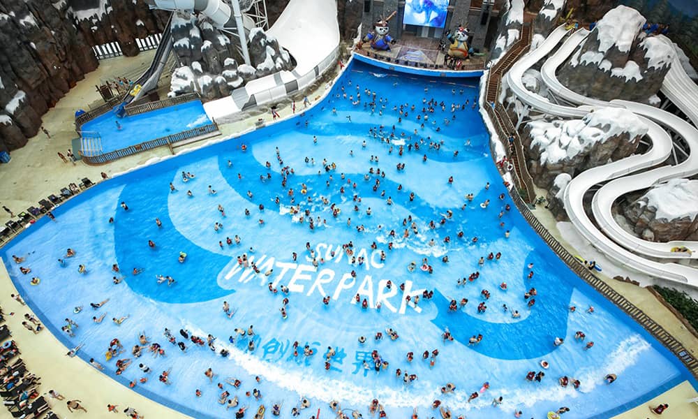 融创文旅城温泉水乐园海浪池 融创文旅城温泉水乐园海浪池