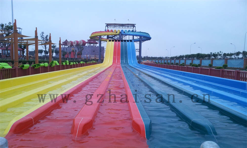 对比不同的两种人工造浪设备